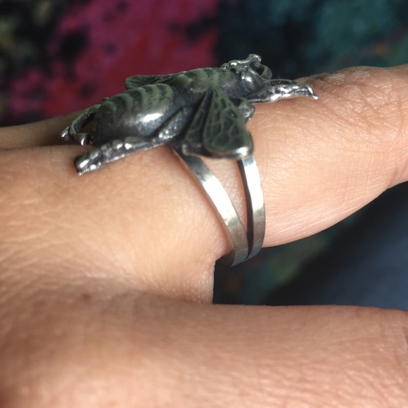 Sterling silver bee ring - Picture 2 of 4